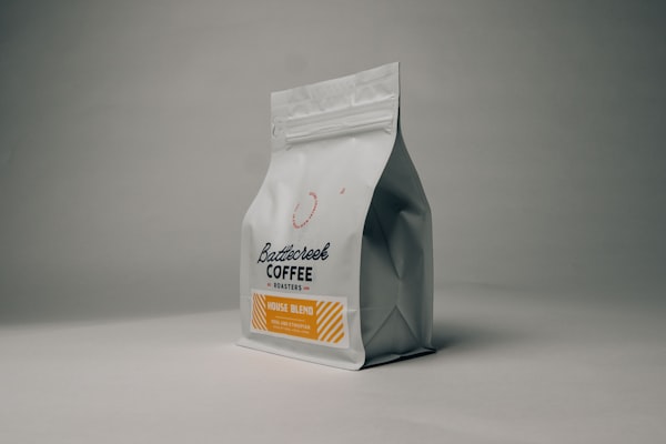 Pour-over coffee brewing guide step by step